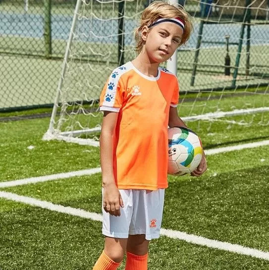 Kelme Комплект COLLEGE (футболка+шорты) 3883033.910